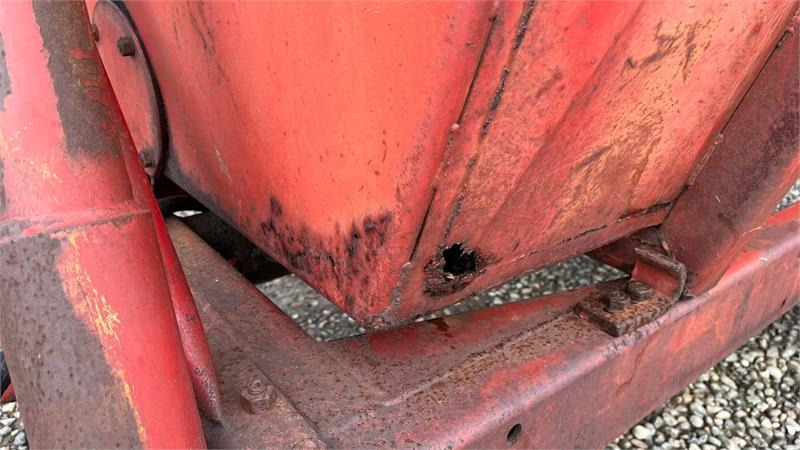 Taarup T3 højtipvogn - Toa kéo nhỏng/ Xe đổ: hình 5 Taarup T3 højtipvogn - Toa kéo nhỏng/ Xe đổ: hình 5