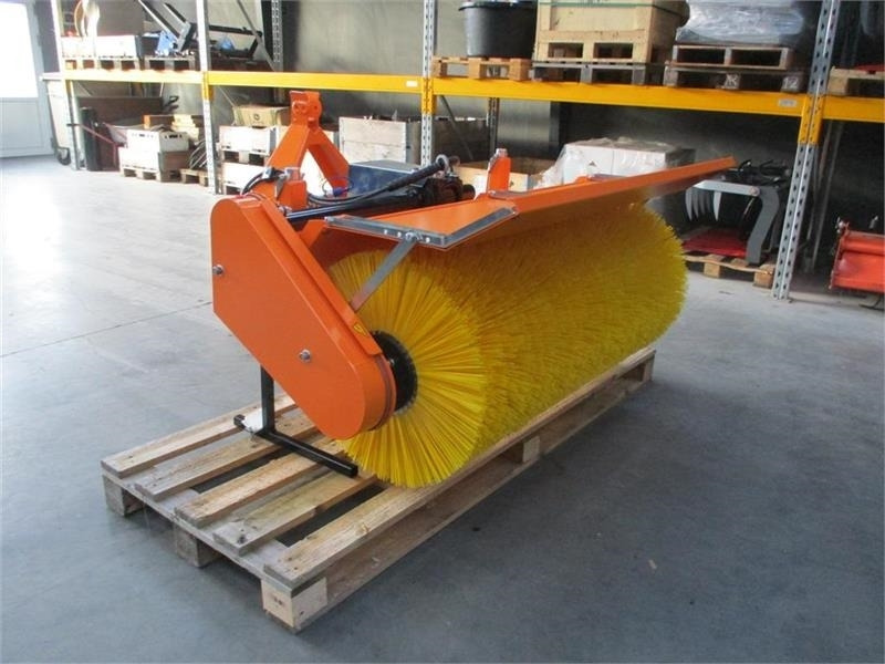 Thyregod TK 1600 Komplet med kraftoverføringsaksel og hydra - Chổi: hình 1 Thyregod TK 1600 Komplet med kraftoverføringsaksel og hydra - Chổi: hình 1