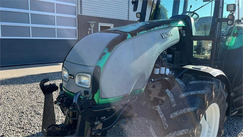 Valtra T130 med 3.5ton frontlift - Máy cày: hình 4 Valtra T130 med 3.5ton frontlift - Máy cày: hình 4