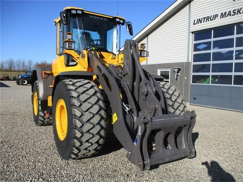 Volvo Hyundai & Volvo gede udlejes. - Máy xúc lật bánh lốp: hình 5 Volvo Hyundai & Volvo gede udlejes. - Máy xúc lật bánh lốp: hình 5