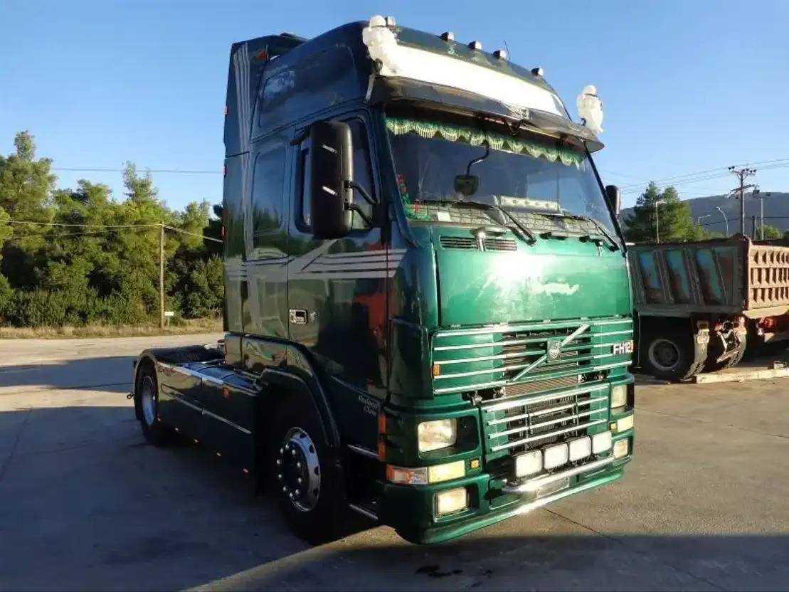 Volvo FH 12.420 Volvo FH12.420 4X2 - Xe đầu kéo: hình 2 Volvo FH 12.420 Volvo FH12.420 4X2 - Xe đầu kéo: hình 2