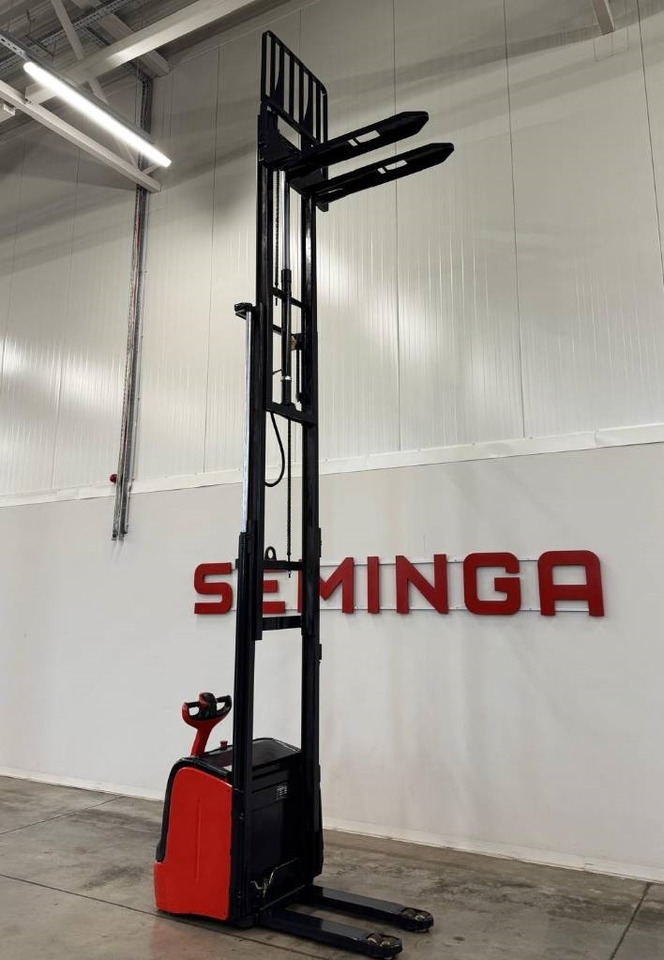 Linde 10848 L14 - Xe nâng: hình 4 Linde 10848 L14 - Xe nâng: hình 4