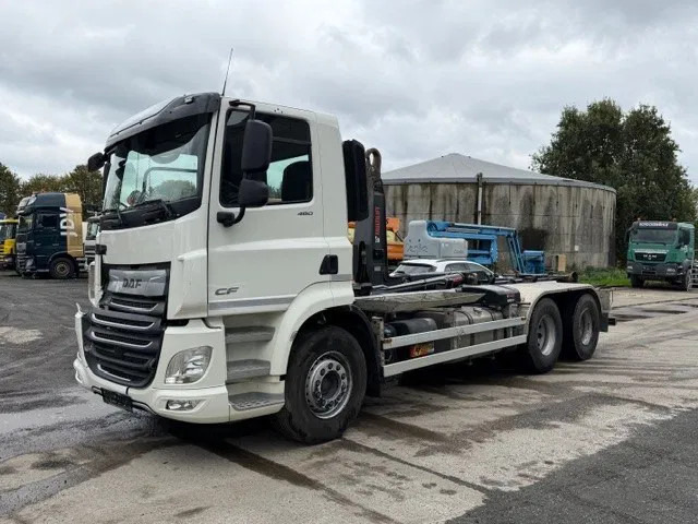 DAF CF 480 HAAKARM/ROLL-OFF TIPPER - Xe tải nâng móc: hình 1 DAF CF 480 HAAKARM/ROLL-OFF TIPPER - Xe tải nâng móc: hình 1