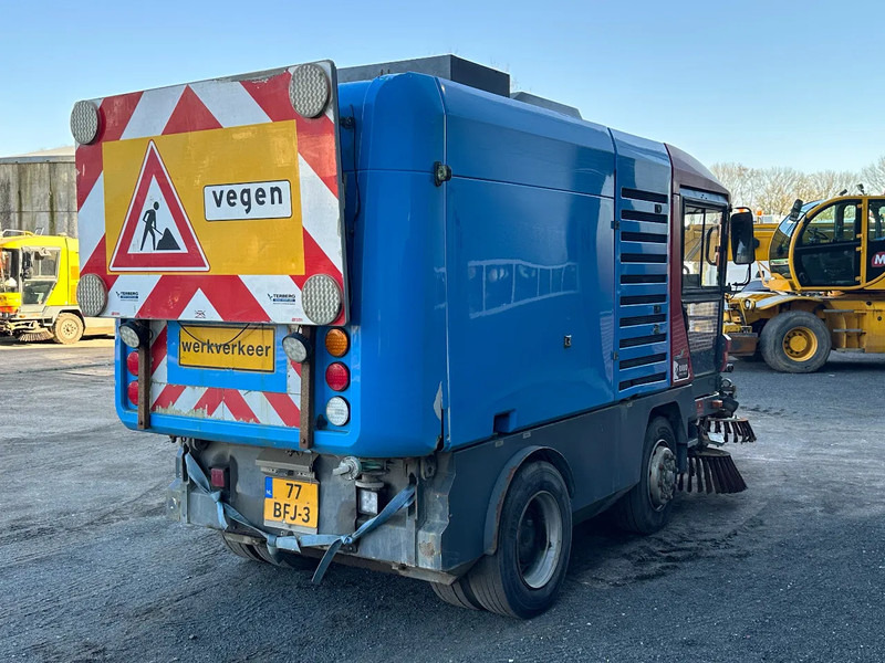 Ravo 580 VEEGMACHINE/SWEEPER!! - Xe quét đường: hình 5 Ravo 580 VEEGMACHINE/SWEEPER!! - Xe quét đường: hình 5
