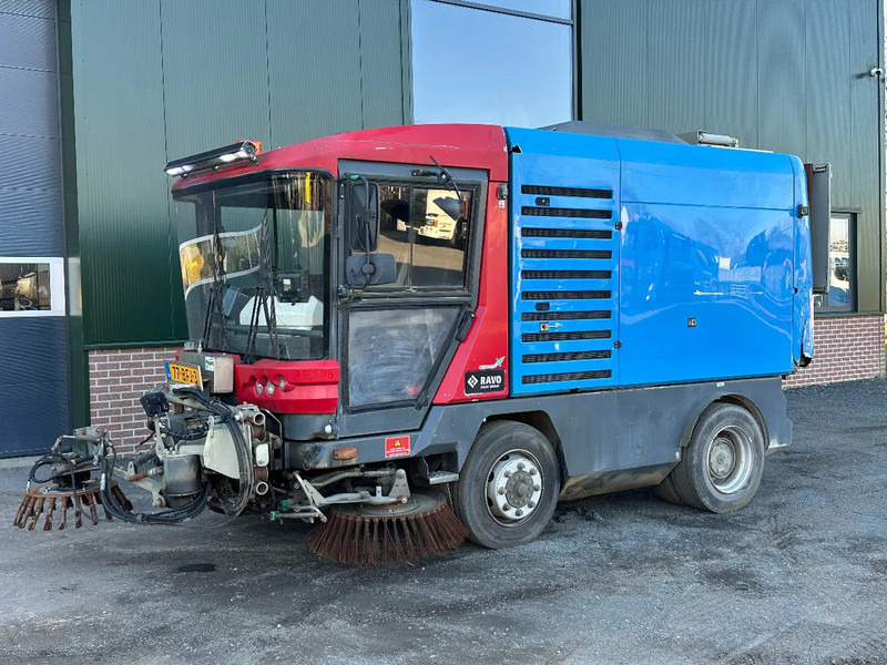 Ravo 580 VEEGMACHINE/SWEEPER!! - Xe quét đường: hình 1 Ravo 580 VEEGMACHINE/SWEEPER!! - Xe quét đường: hình 1