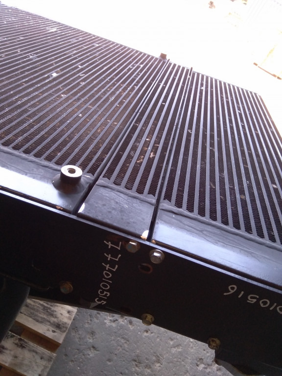 Bomag BM1000-35 - - Bộ làm mát dầu cho Máy móc xây dựng: hình 4 Bomag BM1000-35 - - Bộ làm mát dầu cho Máy móc xây dựng: hình 4