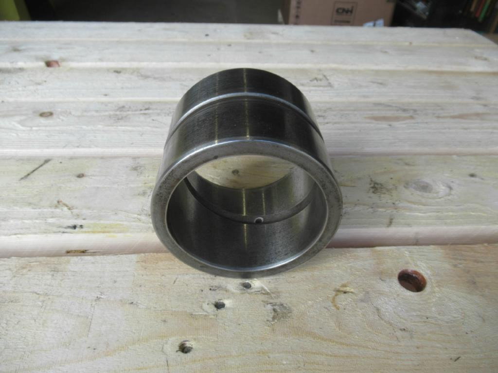 Case 3012685 - Pít tông/ Vòng/ Ống lót cho Máy móc xây dựng: hình 2 Case 3012685 - Pít tông/ Vòng/ Ống lót cho Máy móc xây dựng: hình 2