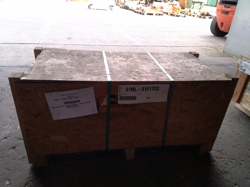 Case 31ML-01017CG - 31ML-01018CG - Bồn thủy lực cho Máy móc xây dựng: hình 2 Case 31ML-01017CG - 31ML-01018CG - Bồn thủy lực cho Máy móc xây dựng: hình 2