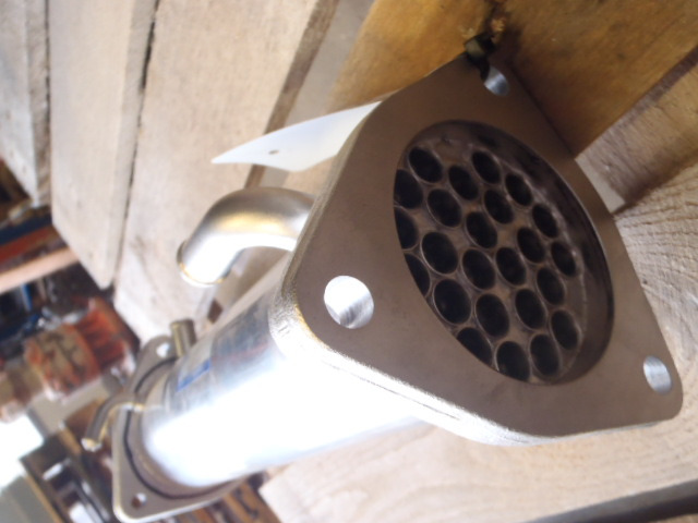 Case 8976067182 - Bộ làm mát EGR cho Máy móc xây dựng: hình 2 Case 8976067182 - Bộ làm mát EGR cho Máy móc xây dựng: hình 2