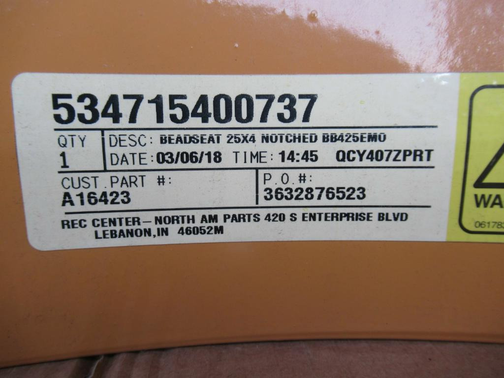 Case A16423 - Vành cho Máy móc xây dựng: hình 3 Case A16423 - Vành cho Máy móc xây dựng: hình 3