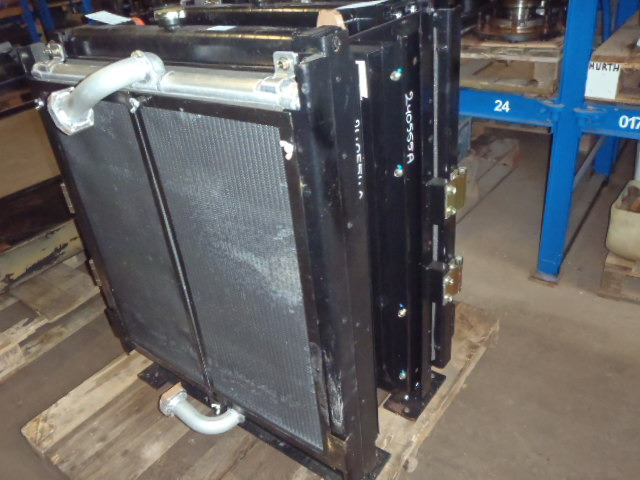 Case KRH1630 - LN00048 - Bộ làm mát liên hợp cho Máy móc nông nghiệp: hình 1 Case KRH1630 - LN00048 - Bộ làm mát liên hợp cho Máy móc nông nghiệp: hình 1