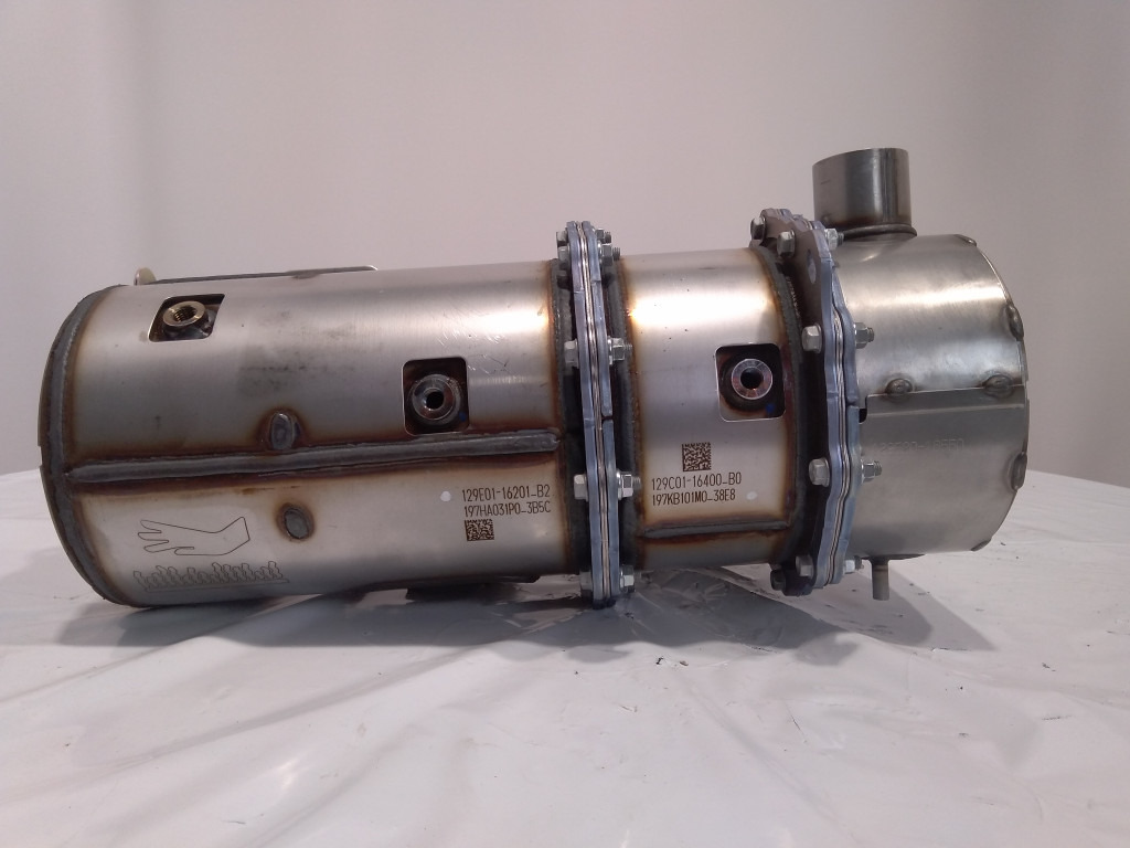 Case VV129E3016070 - 51548088 - Bình AdBlue cho Máy móc nông nghiệp: hình 1 Case VV129E3016070 - 51548088 - Bình AdBlue cho Máy móc nông nghiệp: hình 1
