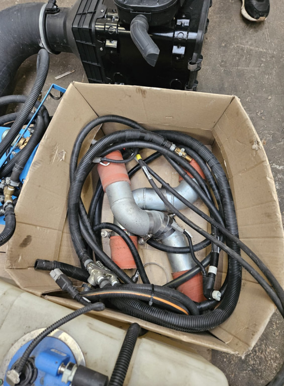 Cummins QSB6.7 - Động cơ cho Máy móc xây dựng: hình 5 Cummins QSB6.7 - Động cơ cho Máy móc xây dựng: hình 5