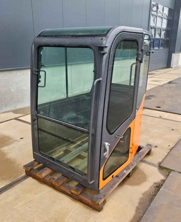Doosan 220101-00070 - K1029788 - Cabin cho Máy móc xây dựng: hình 2 Doosan 220101-00070 - K1029788 - Cabin cho Máy móc xây dựng: hình 2