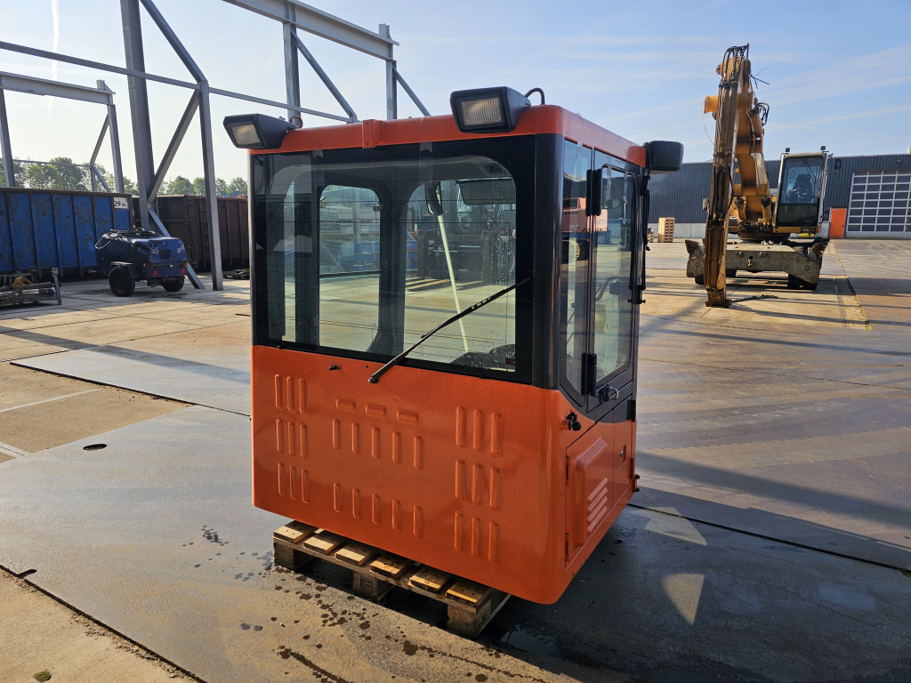 Doosan 220101-00071B - 220101-00071 - Cabin cho Máy móc xây dựng: hình 5 Doosan 220101-00071B - 220101-00071 - Cabin cho Máy móc xây dựng: hình 5