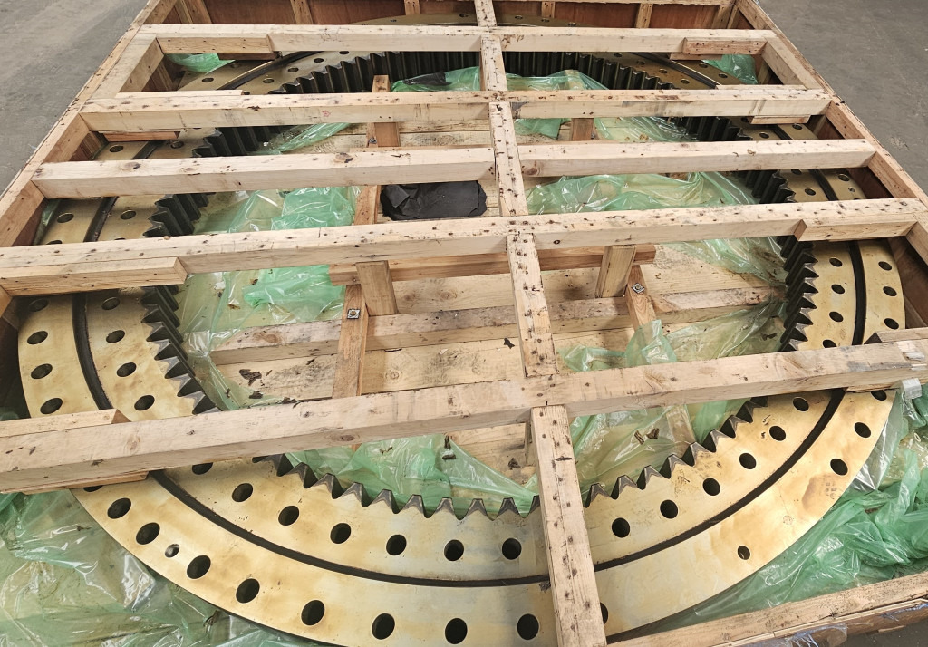 Hitachi 6017664 - 6027751 - Vòng bánh răng xoay cho Máy móc xây dựng: hình 1 Hitachi 6017664 - 6027751 - Vòng bánh răng xoay cho Máy móc xây dựng: hình 1