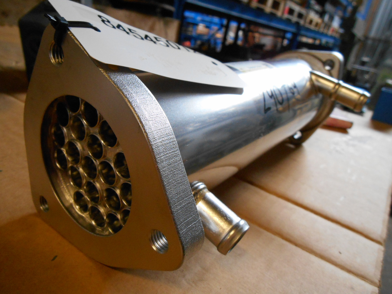 Hitachi 8980281121 - 8982127150 - Bộ làm mát EGR cho Máy móc nông nghiệp: hình 3 Hitachi 8980281121 - 8982127150 - Bộ làm mát EGR cho Máy móc nông nghiệp: hình 3