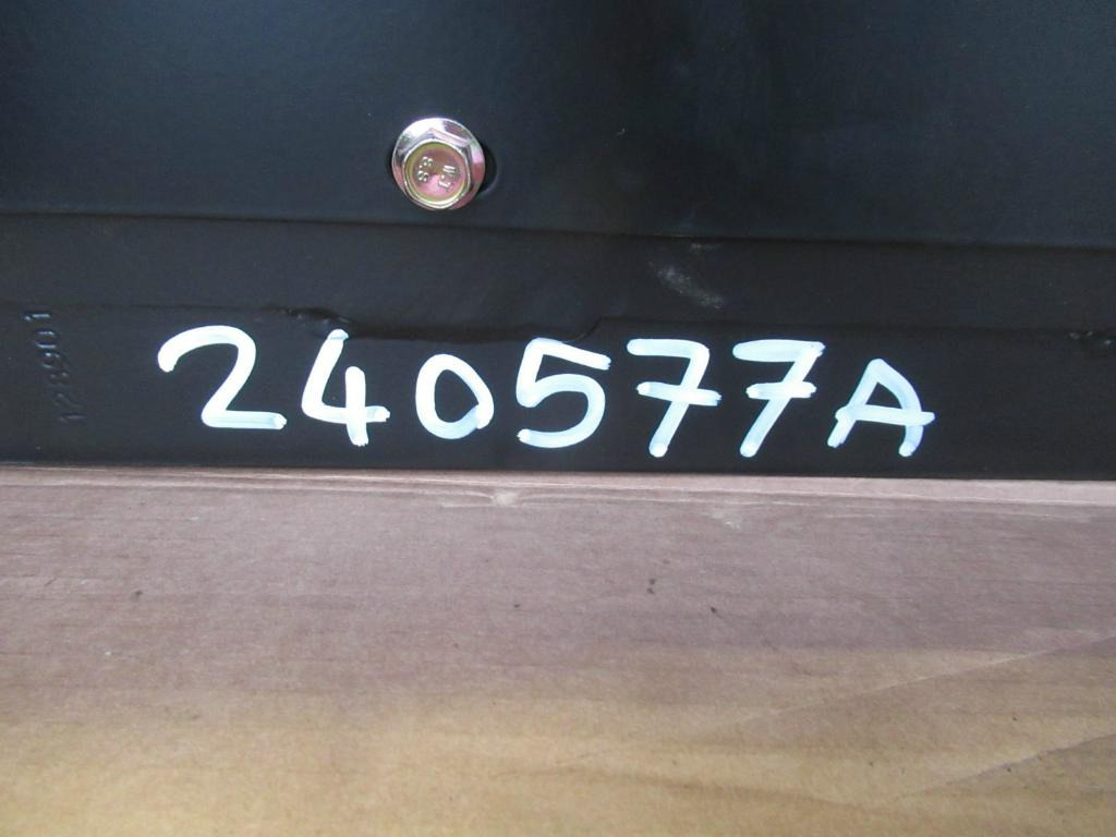 New Holland 4550135 - Hệ thống làm mát cho Máy móc xây dựng: hình 3 New Holland 4550135 - Hệ thống làm mát cho Máy móc xây dựng: hình 3