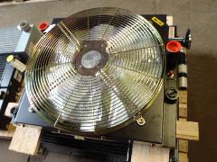 New Holland 4550135 - Hệ thống làm mát cho Máy móc xây dựng: hình 4 New Holland 4550135 - Hệ thống làm mát cho Máy móc xây dựng: hình 4