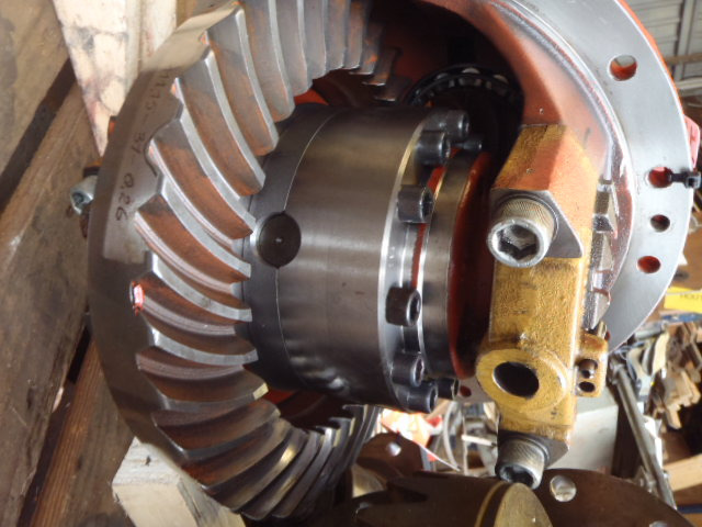 New Holland 4920784 - Bộ vi sai cho Máy móc xây dựng: hình 2 New Holland 4920784 - Bộ vi sai cho Máy móc xây dựng: hình 2