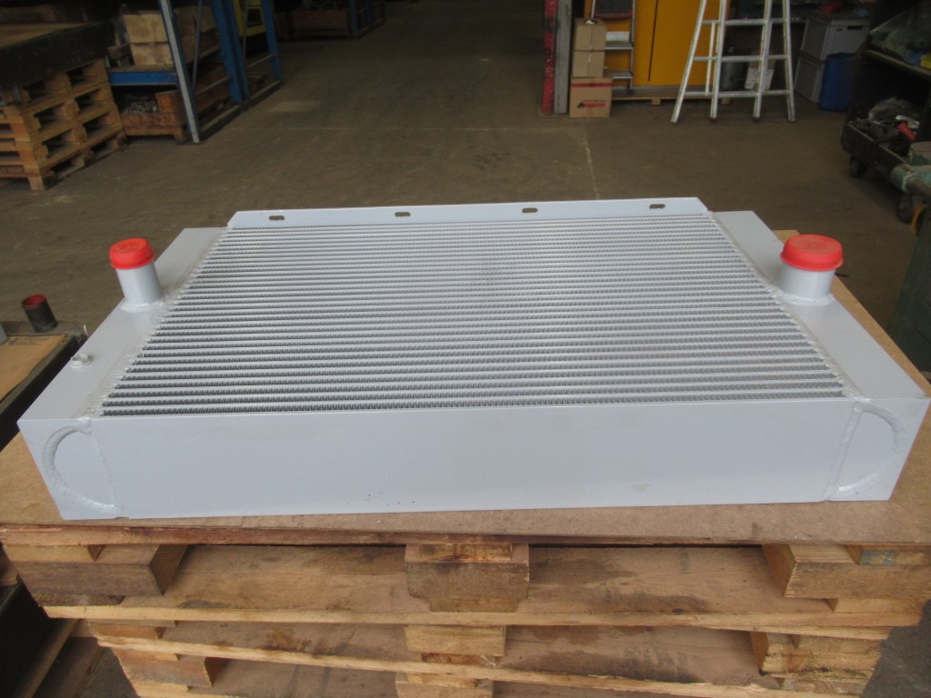 New Holland 6904526 - Bộ tản nhiệt cho Máy móc xây dựng: hình 1 New Holland 6904526 - Bộ tản nhiệt cho Máy móc xây dựng: hình 1