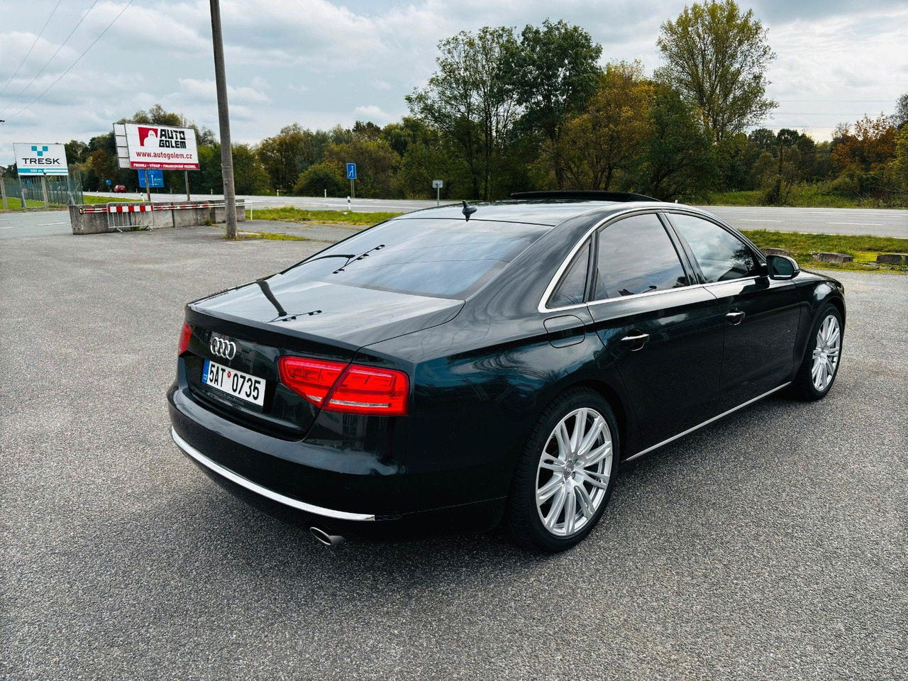 Audi A8 4.2 TDI quattro - Sedan: hình 4 Audi A8 4.2 TDI quattro - Sedan: hình 4