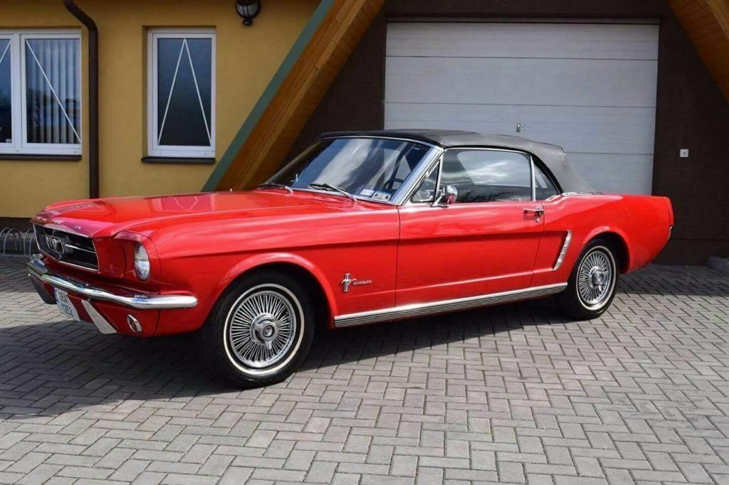 Ford Mustang Cabriolet - Xe hơi: hình 2 Ford Mustang Cabriolet - Xe hơi: hình 2
