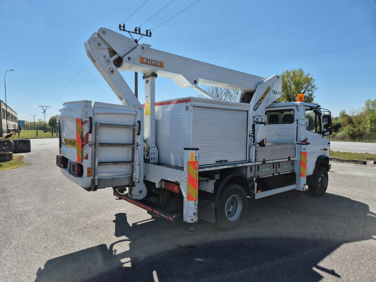 Mercedes-Benz Vario 816 work platform - Nền bục trên không gắn trên xe tải: hình 4 Mercedes-Benz Vario 816 work platform - Nền bục trên không gắn trên xe tải: hình 4