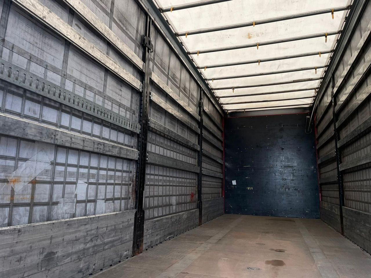 Rơ moóc mui bạt Svan CHT202: hình 12 Rơ moóc mui bạt Svan CHT202: hình 12