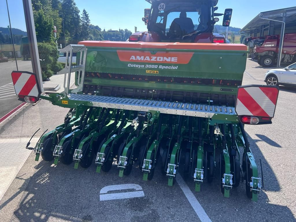 Amazone Amazone KE 3002-190 + CATAYA 3000 SPECIAL - Máy gieo hạt liên hợp: hình 2 Amazone Amazone KE 3002-190 + CATAYA 3000 SPECIAL - Máy gieo hạt liên hợp: hình 2