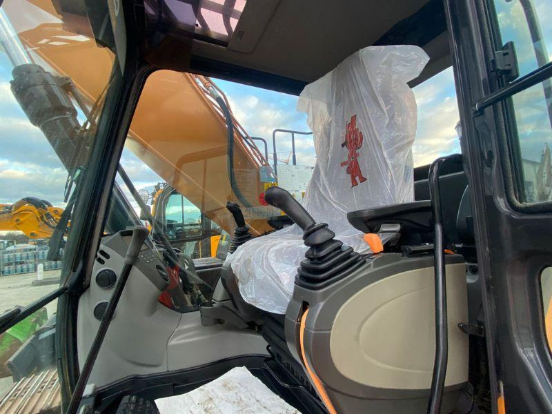 Case CX250D - Máy xúc bánh xích: hình 5 Case CX250D - Máy xúc bánh xích: hình 5