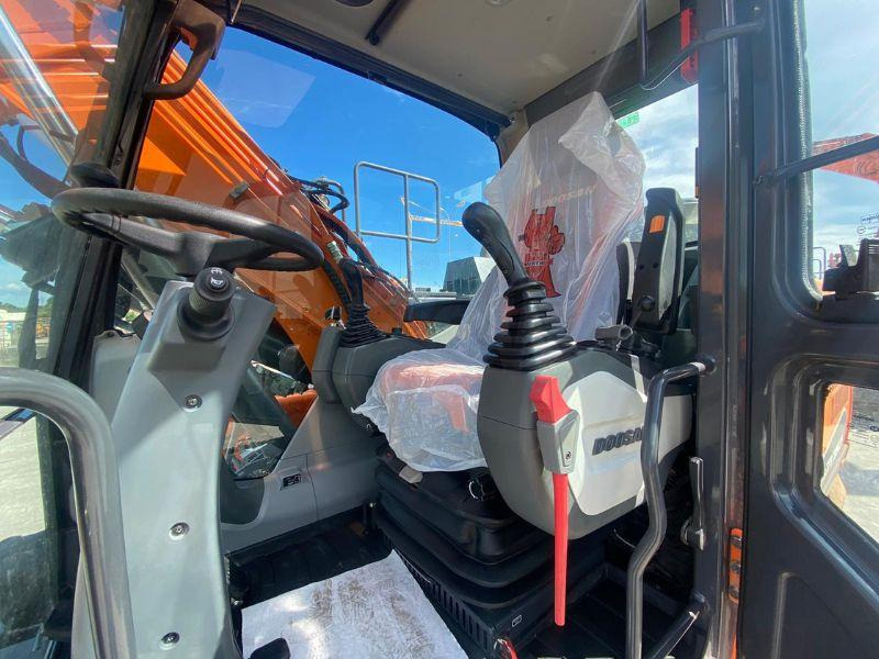 Doosan DX160W - Máy xúc bánh lốp: hình 5 Doosan DX160W - Máy xúc bánh lốp: hình 5