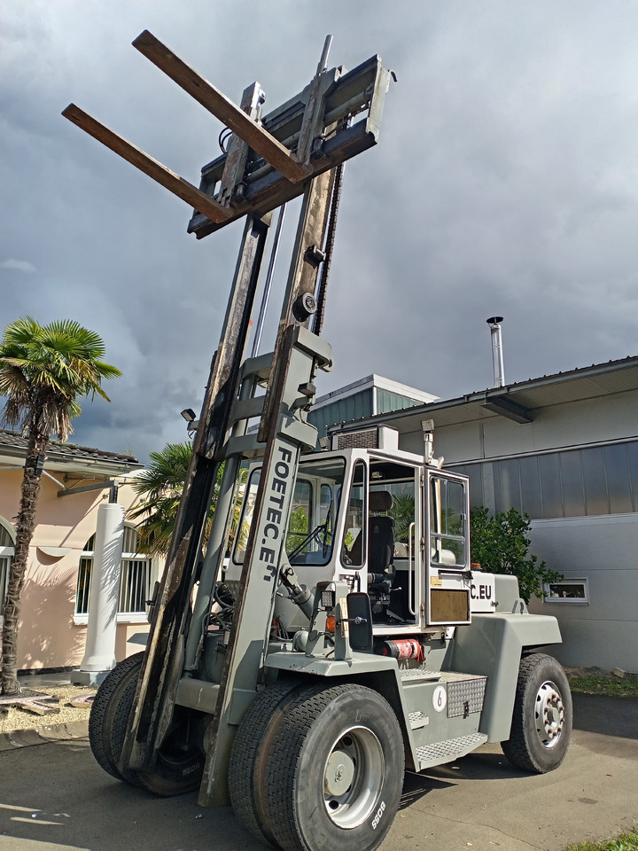 SVETRUCK Schwerlastgabelstapler 1060-30 - Xe nâng diesel: hình 2 SVETRUCK Schwerlastgabelstapler 1060-30 - Xe nâng diesel: hình 2