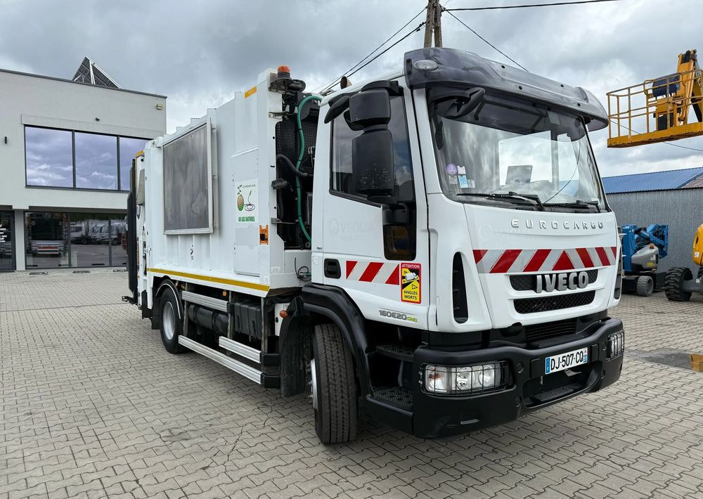 Iveco EUROCARGO CNG - Xe tải chở rác: hình 3 Iveco EUROCARGO CNG - Xe tải chở rác: hình 3