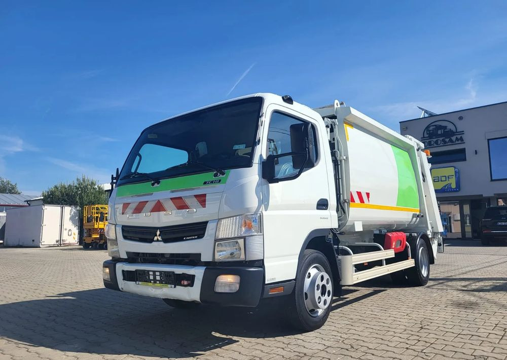 Mitsubishi Fuso Canter - Xe tải chở rác: hình 1 Mitsubishi Fuso Canter - Xe tải chở rác: hình 1