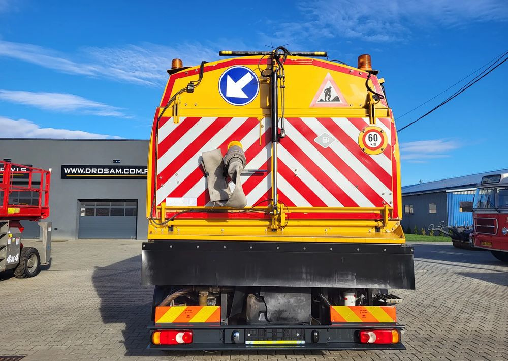 Renault Midlum - Xe tải chở rác: hình 5 Renault Midlum - Xe tải chở rác: hình 5