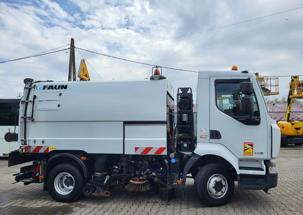 Renault Renault MIDLUM - Xe quét đường: hình 4 Renault Renault MIDLUM - Xe quét đường: hình 4