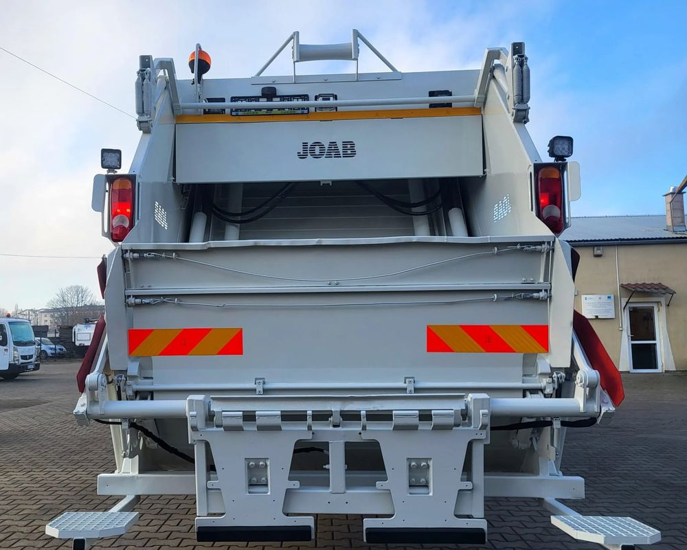 Volvo FE 320 - Xe tải chở rác: hình 5 Volvo FE 320 - Xe tải chở rác: hình 5