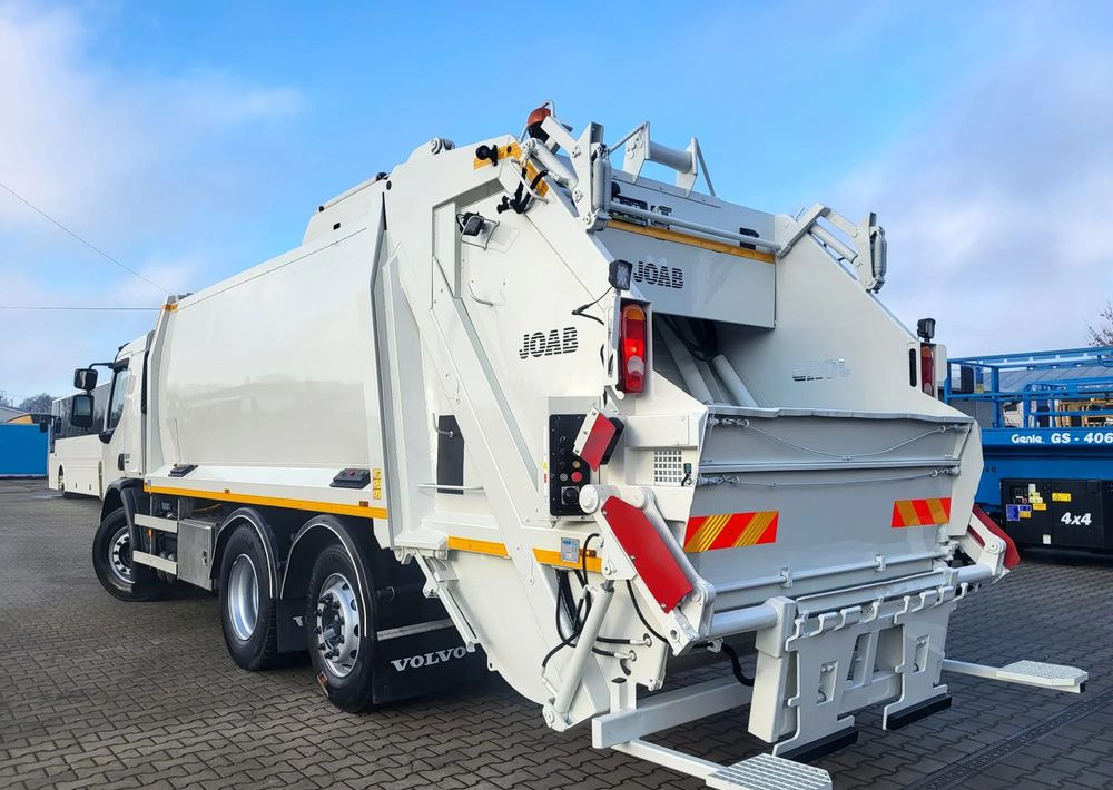 Volvo FE 320 - Xe tải chở rác: hình 4 Volvo FE 320 - Xe tải chở rác: hình 4