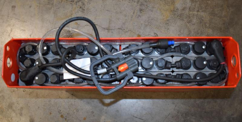 GRUMA 24 Volt 2 PzB 200 Ah - Ắc quy: hình 3 GRUMA 24 Volt 2 PzB 200 Ah - Ắc quy: hình 3