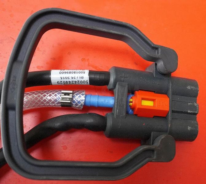 HAWKER 24 Volt 3 PzB 225 Ah - Ắc quy cho Thiết bị xử lý vật liệu: hình 4 HAWKER 24 Volt 3 PzB 225 Ah - Ắc quy cho Thiết bị xử lý vật liệu: hình 4