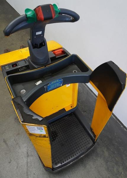 Jungheinrich ERE120 - Xe tải nâng pallet: hình 3 Jungheinrich ERE120 - Xe tải nâng pallet: hình 3