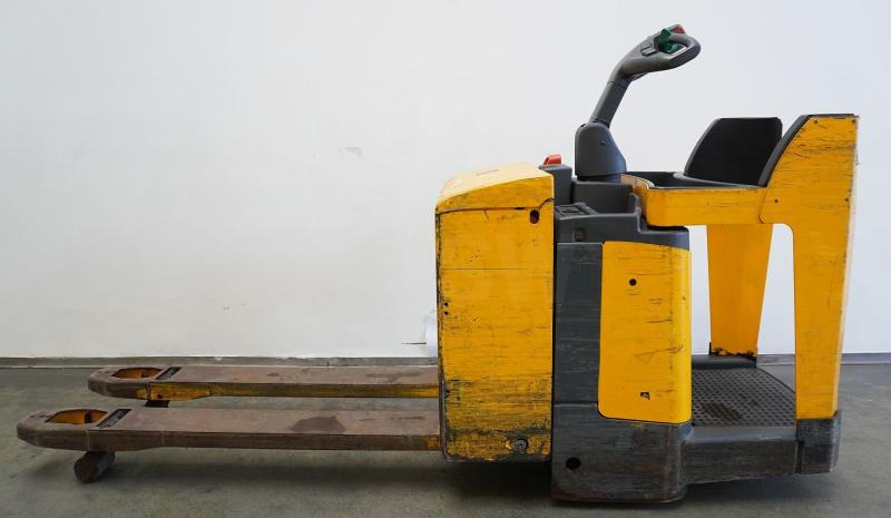 Jungheinrich ERE120 - Xe tải nâng pallet: hình 4 Jungheinrich ERE120 - Xe tải nâng pallet: hình 4
