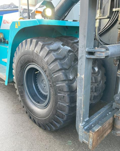 Xe nâng diesel KONECRANES SMV33-1200C: hình 6