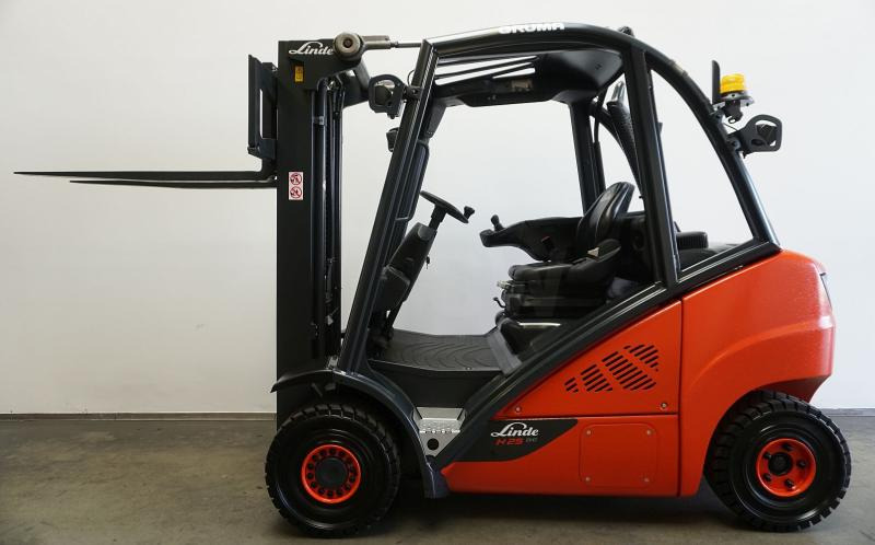 Linde H 25 D EVO 392-02 - Xe nâng diesel: hình 4 Linde H 25 D EVO 392-02 - Xe nâng diesel: hình 4