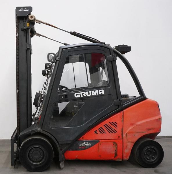 Linde H 30 D (3A) EVO 393-02 - Xe nâng diesel: hình 4 Linde H 30 D (3A) EVO 393-02 - Xe nâng diesel: hình 4