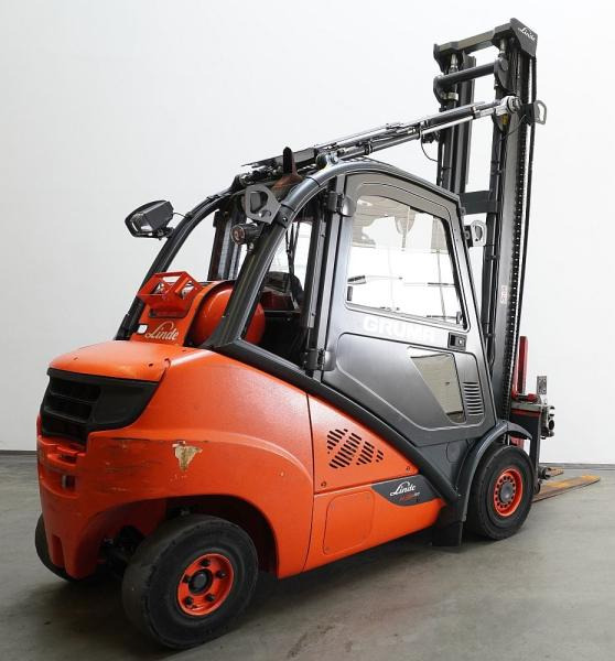 Linde H 35 T EVO 393-02 - Xe nâng gas: hình 2 Linde H 35 T EVO 393-02 - Xe nâng gas: hình 2