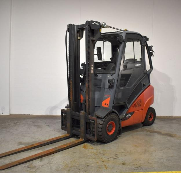 Linde H 35 T EVO 393-02 - Xe nâng gas: hình 1 Linde H 35 T EVO 393-02 - Xe nâng gas: hình 1
