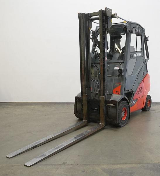 Linde H 35 T EVO 393-02 - Xe nâng gas: hình 1 Linde H 35 T EVO 393-02 - Xe nâng gas: hình 1