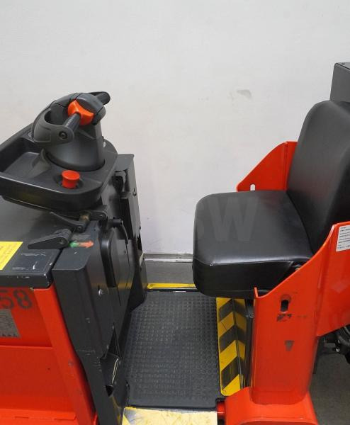 Linde P 50 C 1190 - Xe cày kéo: hình 3 Linde P 50 C 1190 - Xe cày kéo: hình 3